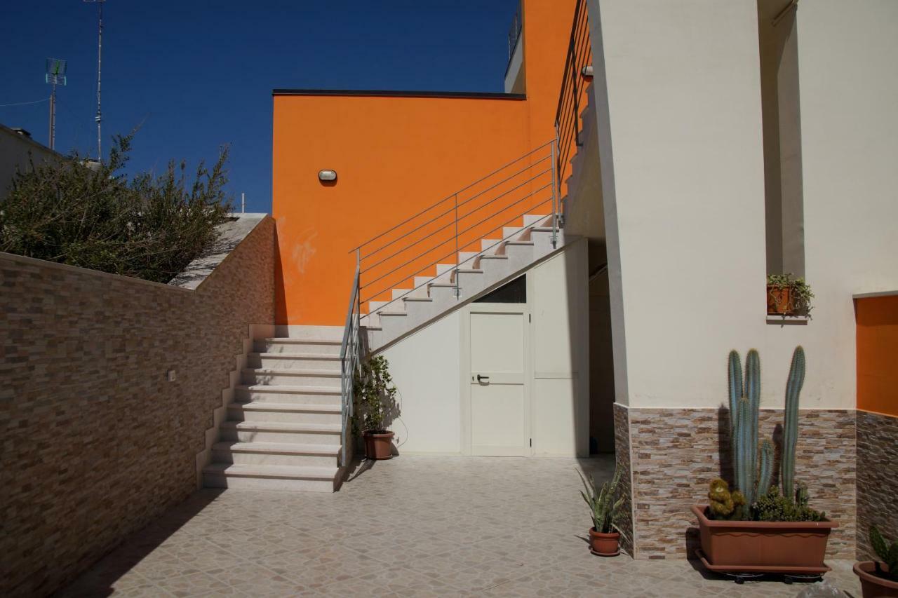 Appartamento A Due Passi Dal Mare Torre Lapillo Exterior foto